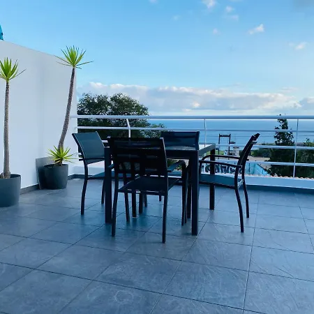 Flats Lago 19 * Machico (Madeira)