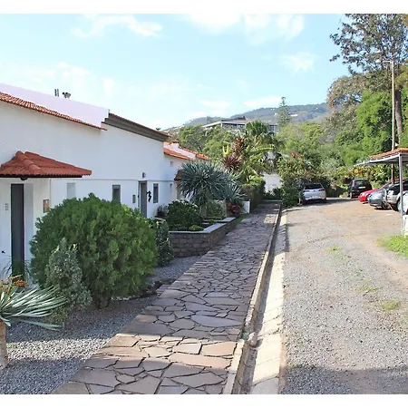 Flats Lago 19 아파트